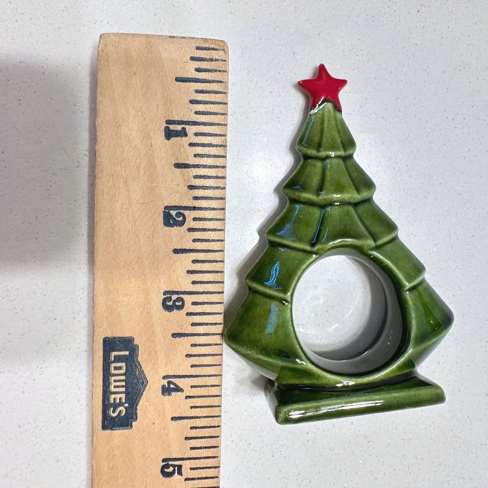 Vintage Hand Painted Ceramic Christmas Tree Napkin Rings Set of 4 Green Red Star